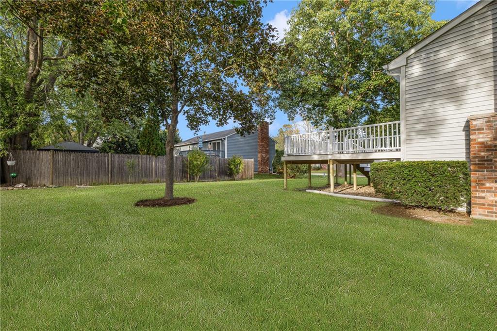 1 Midlands Drive Property Photo 26