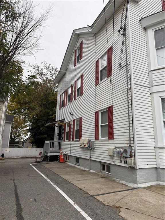 220 Amherst Street Unit 3 Property Photo 2