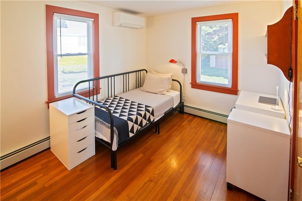 100 John Street Property Photo 10