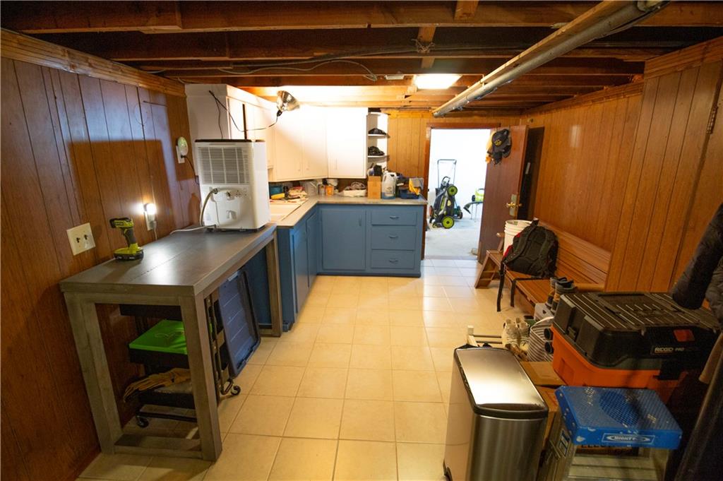 100 John Street Property Photo 15