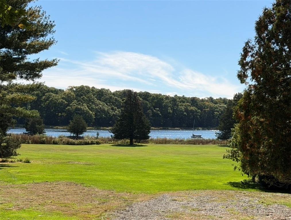 123 Wampanoag Road Property Photo 3