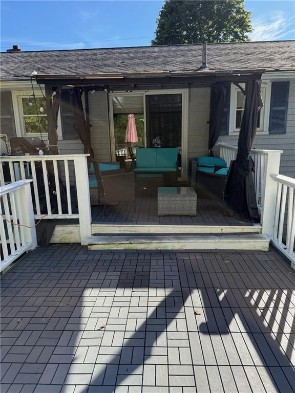 123 Wampanoag Road Property Photo 8