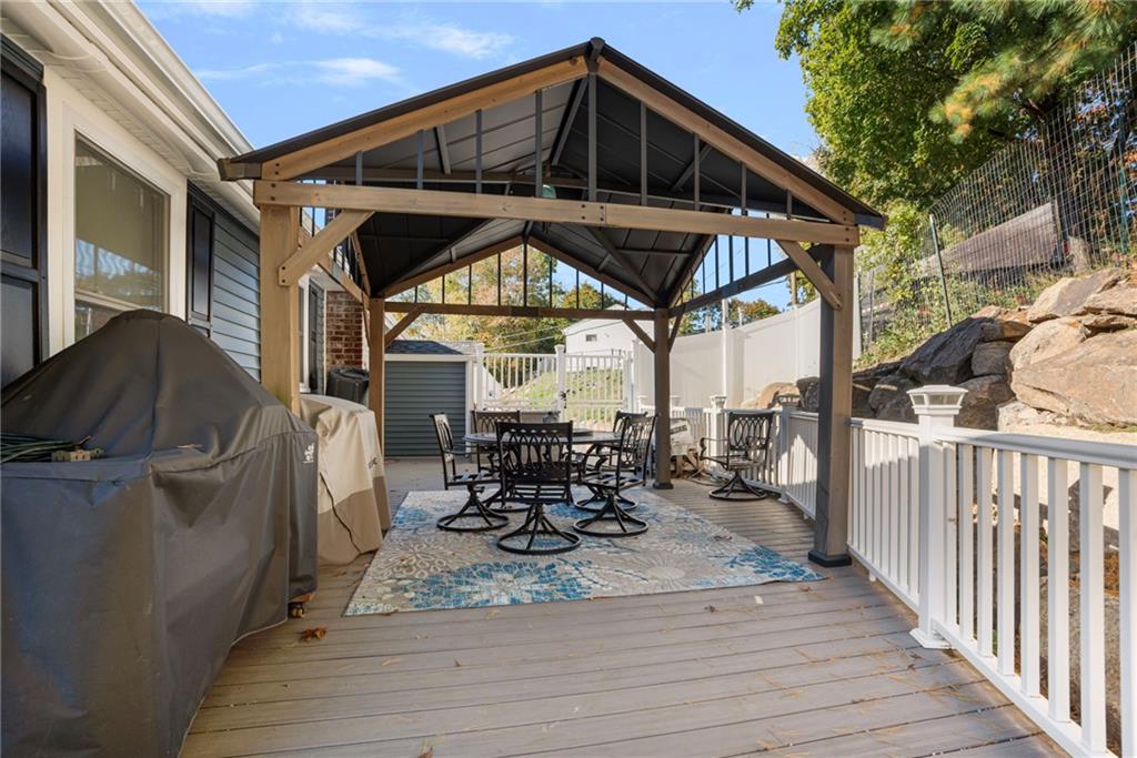 66 Phenix Avenue Property Photo 28