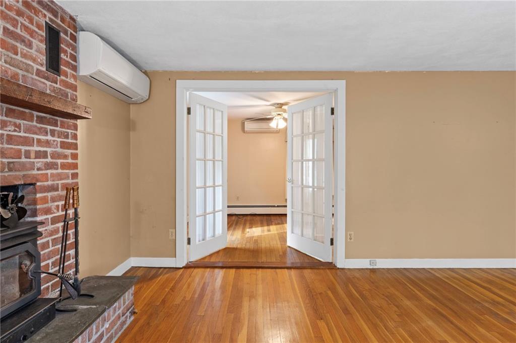 569 Hill Farm Road Property Photo 11