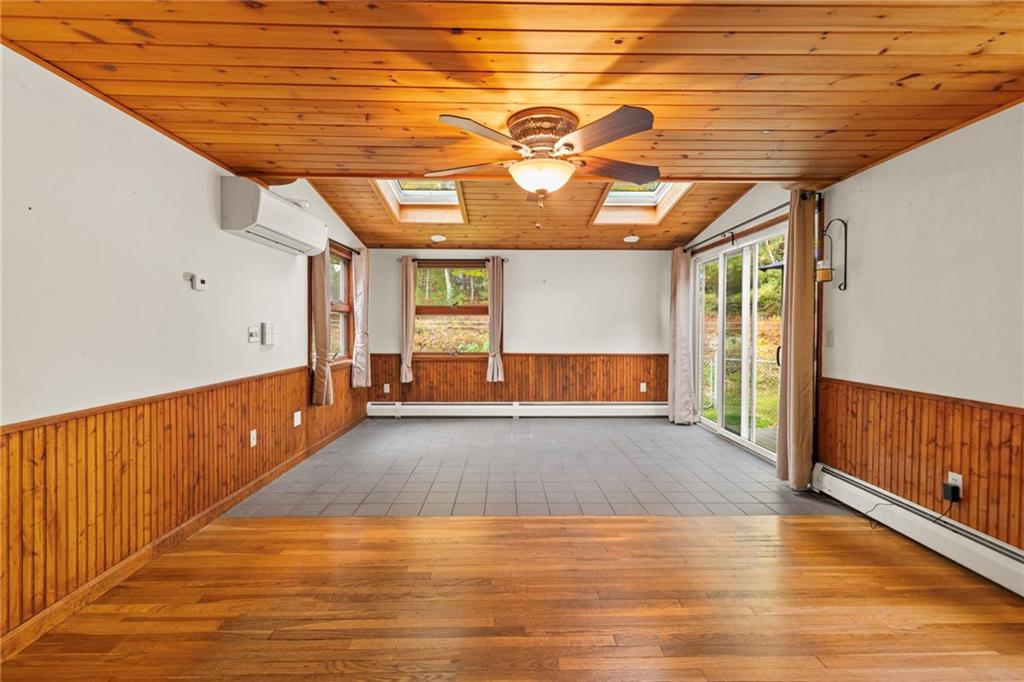 569 Hill Farm Road Property Photo 14