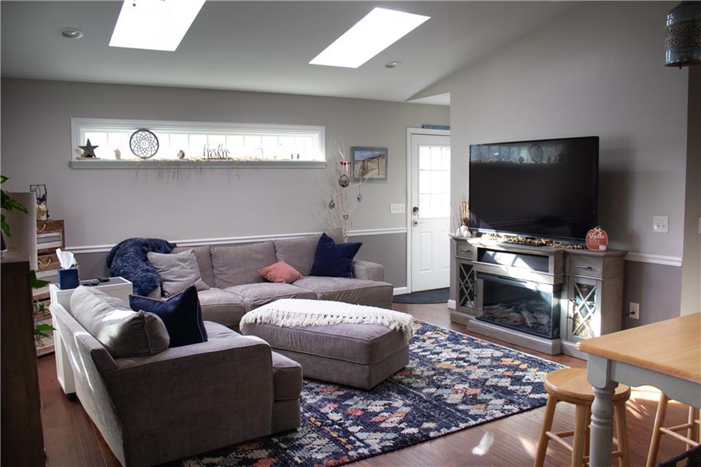 152 Foote Street Property Photo 2