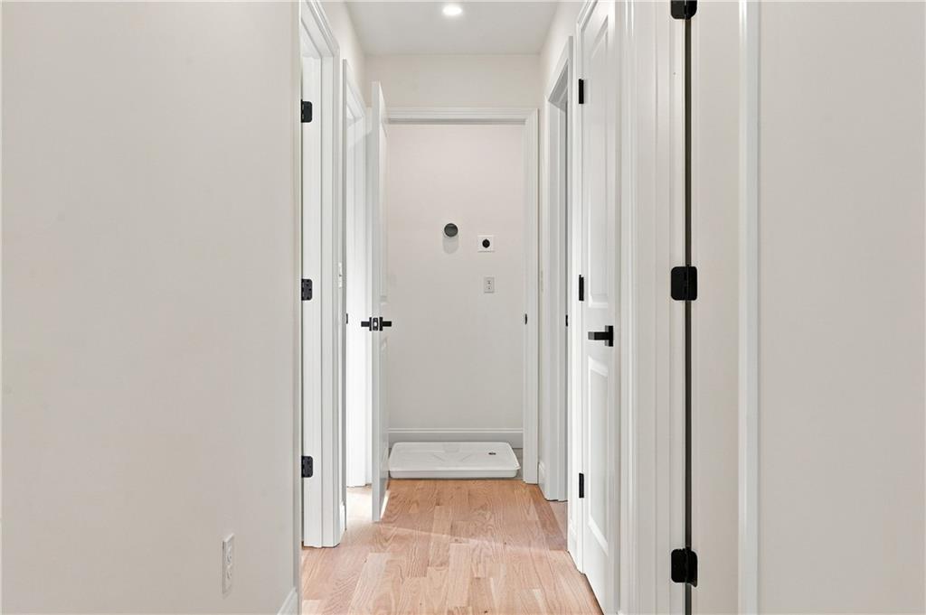 36 Vineyard Avenue Property Photo 25