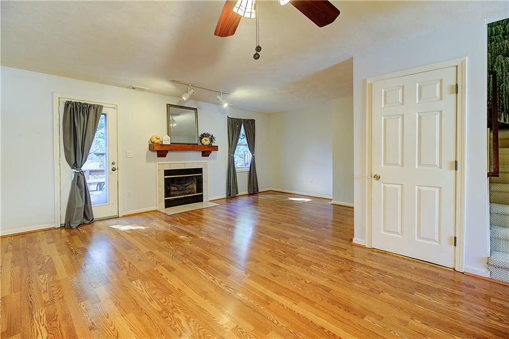 1603 Plainfield Pike Unit D8 Property Photo 8