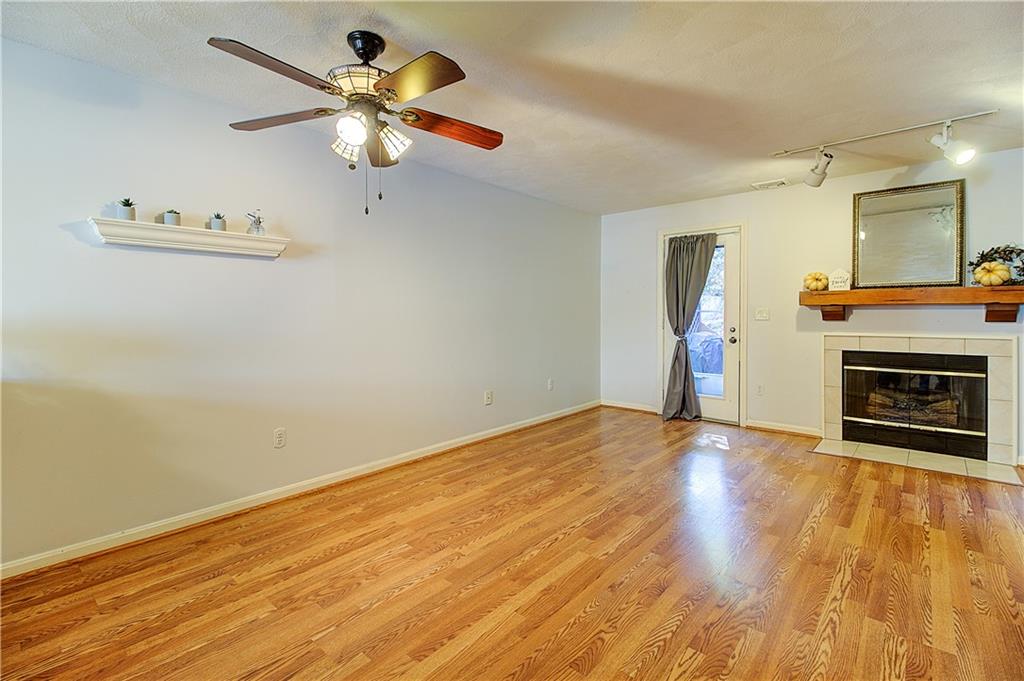 1603 Plainfield Pike Unit D8 Property Photo 9