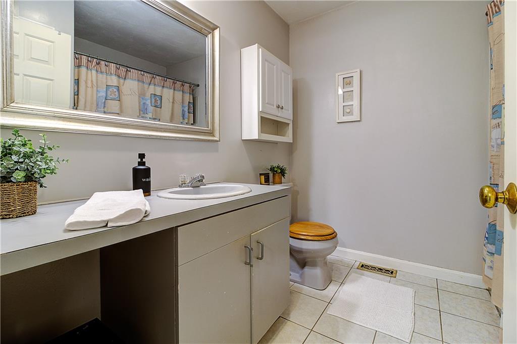 1603 Plainfield Pike Unit D8 Property Photo 16