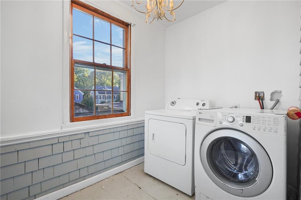 143 Irving Avenue Unit 2 Property Photo 25