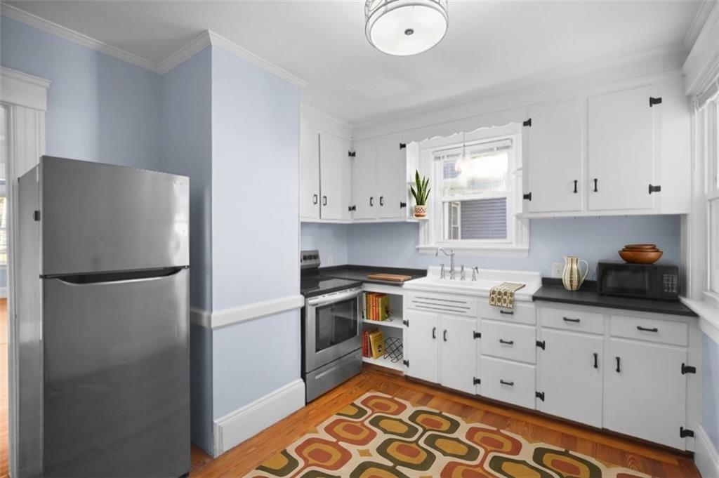 143 Irving Avenue Unit 2 Property Photo 27