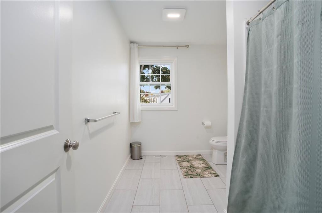 124 Bishop Avenue Property Photo 18