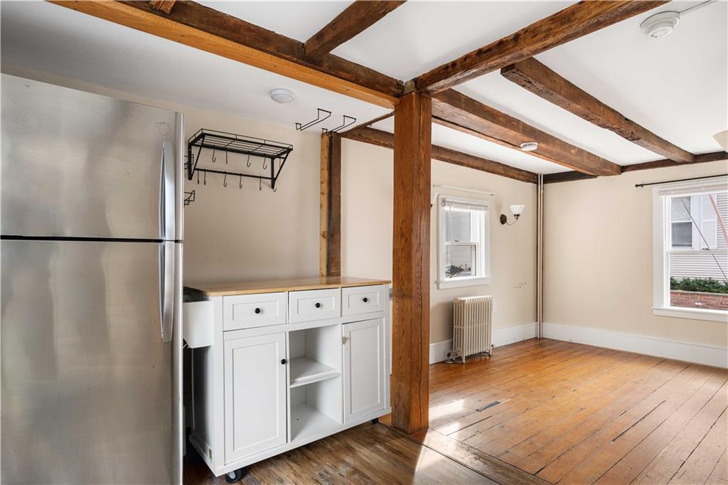12 Holland Street Property Photo 7