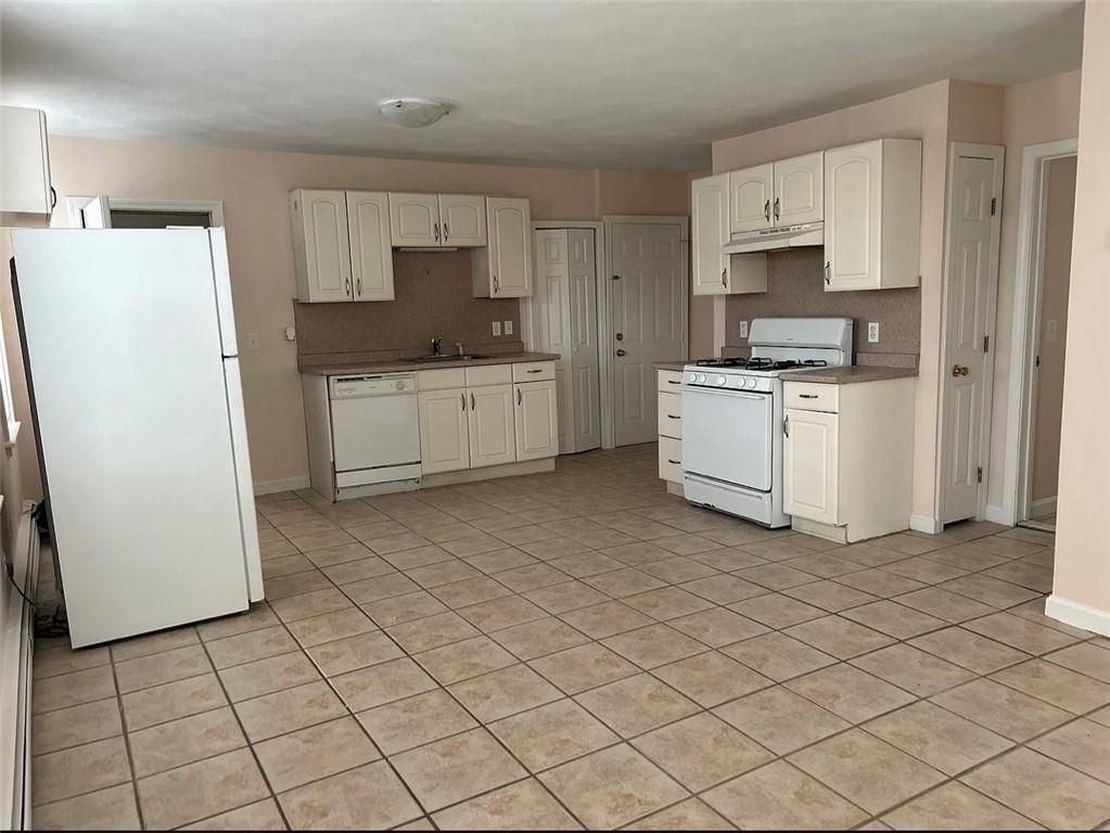 41 Spruce Street Property Photo 6