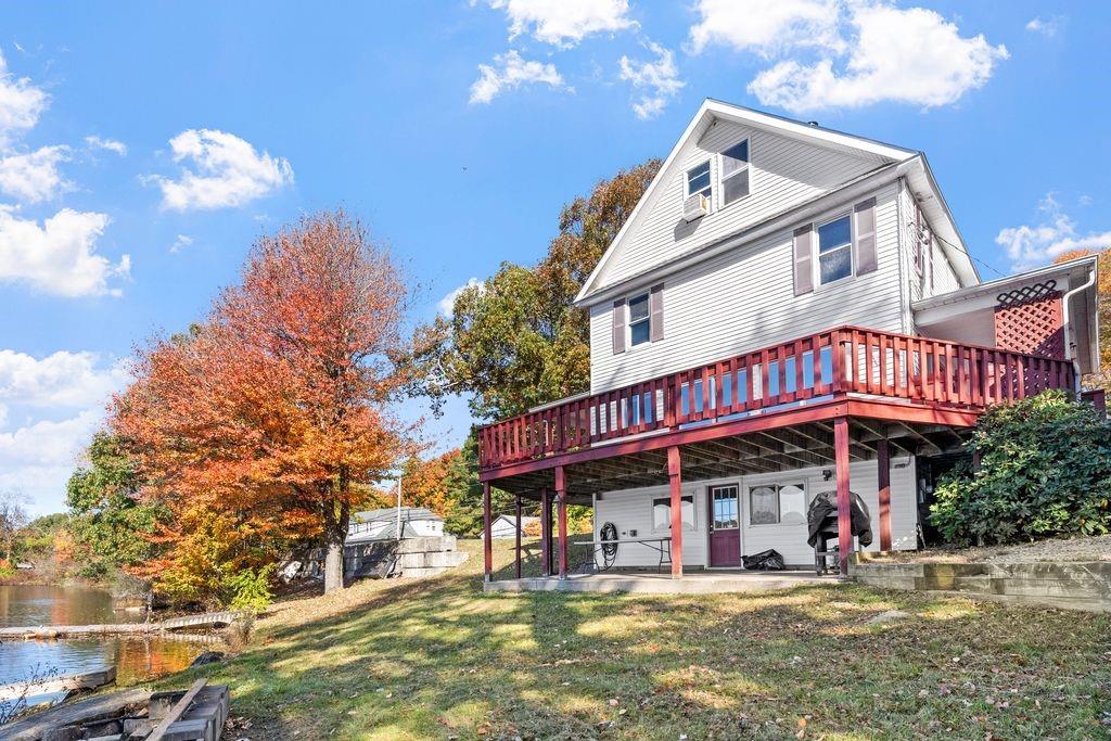 2348 Hartford Avenue Property Photo 1