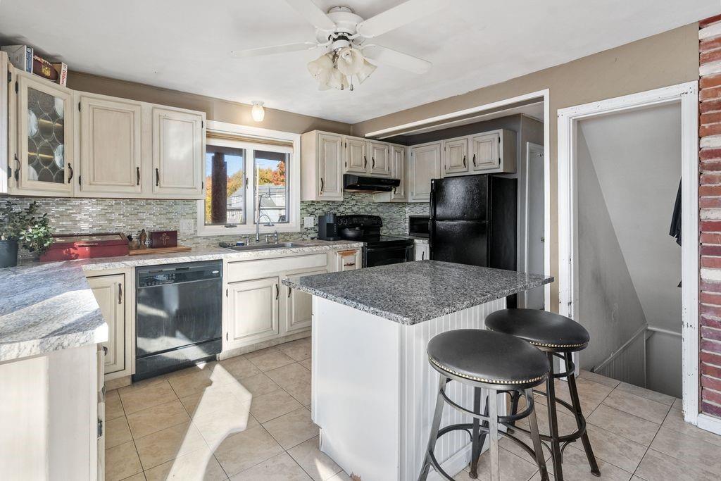 2348 Hartford Avenue Property Photo 11