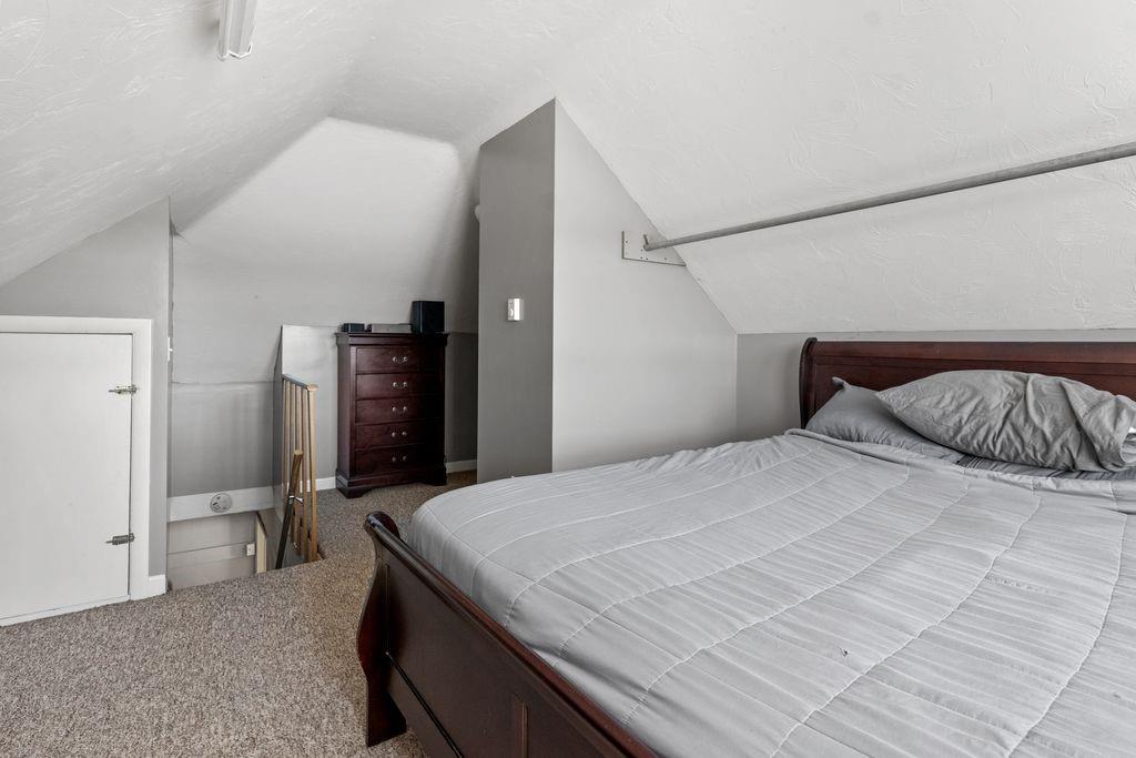 2348 Hartford Avenue Property Photo 27