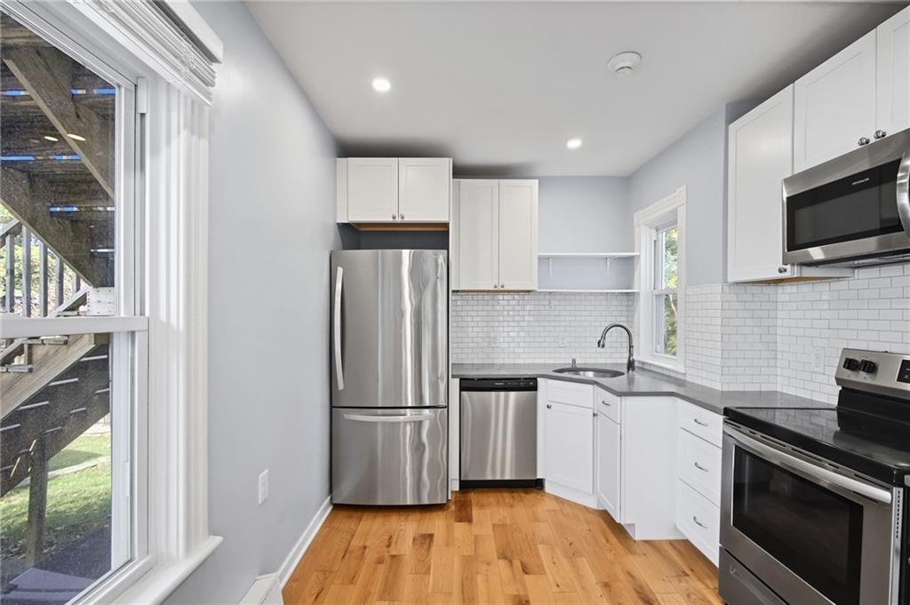 31 Sunset Avenue Unit 1d Property Photo 6
