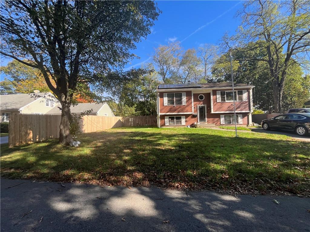 39 Sachem Road Property Photo 2
