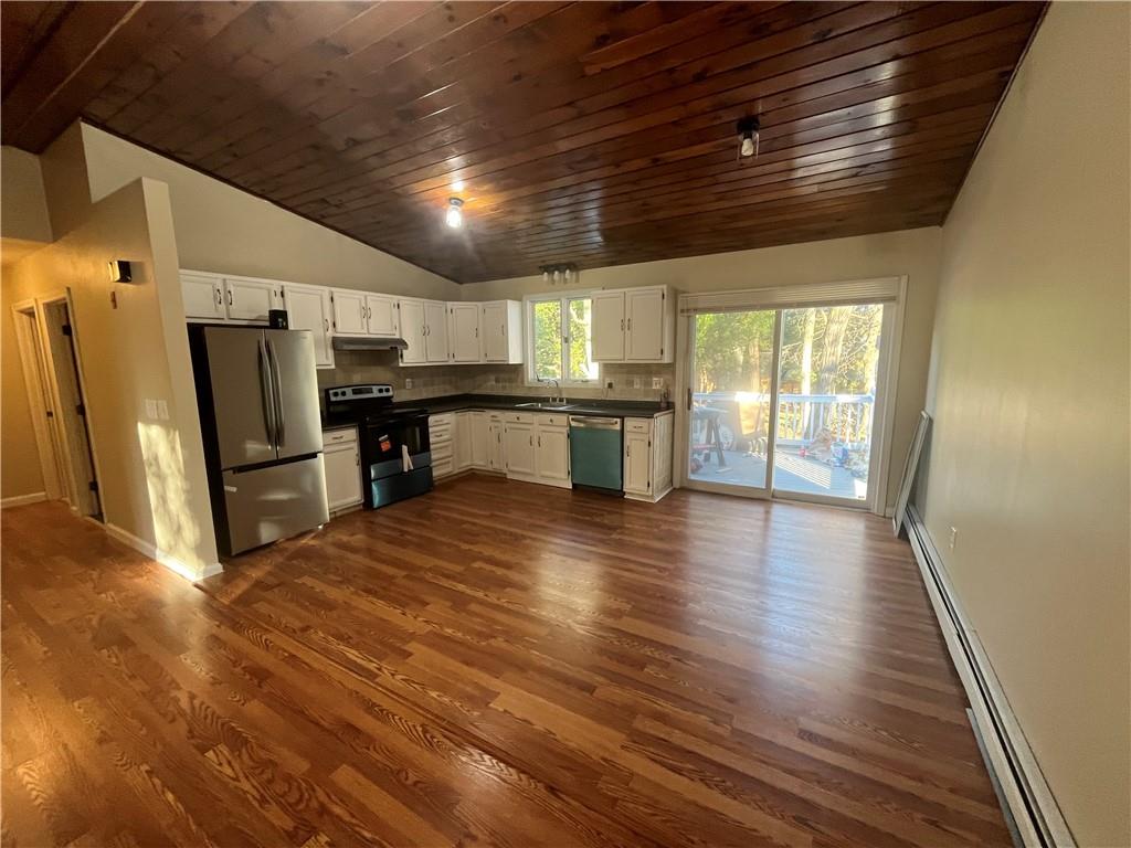 39 Sachem Road Property Photo 3