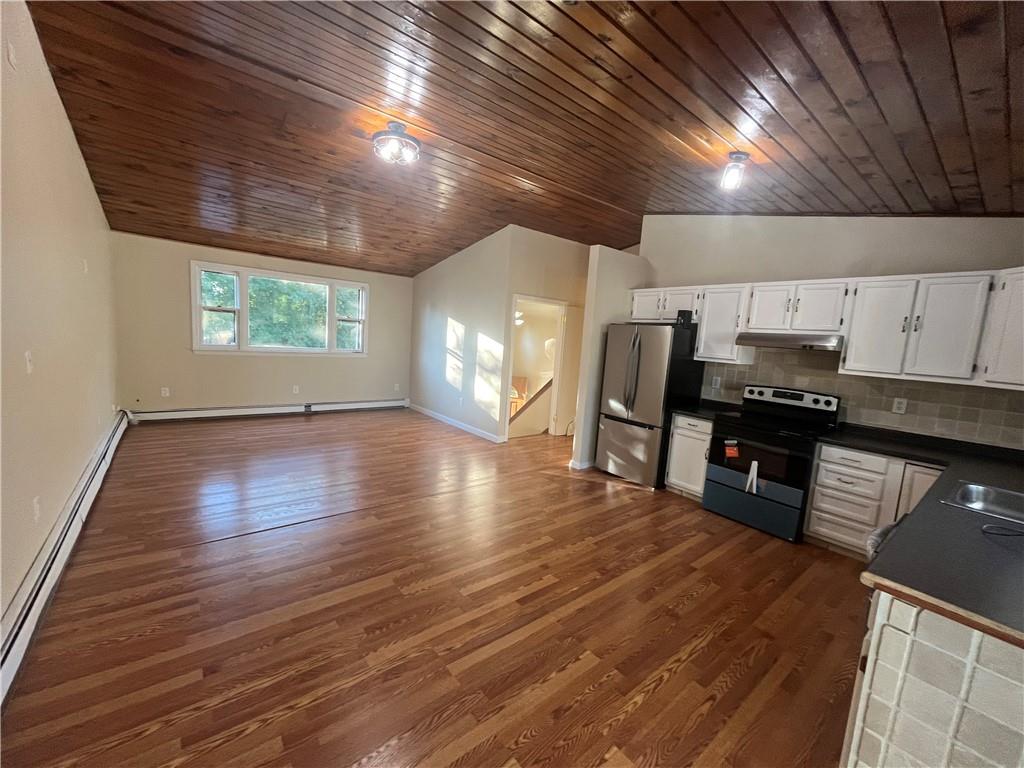 39 Sachem Road Property Photo 4