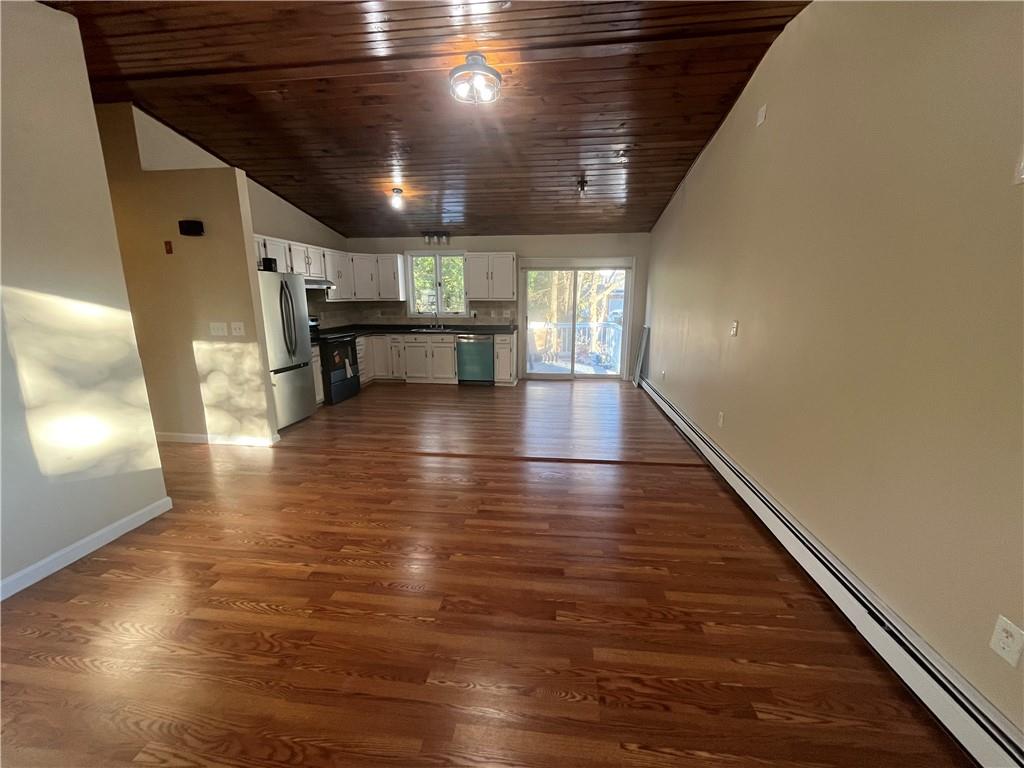 39 Sachem Road Property Photo 6