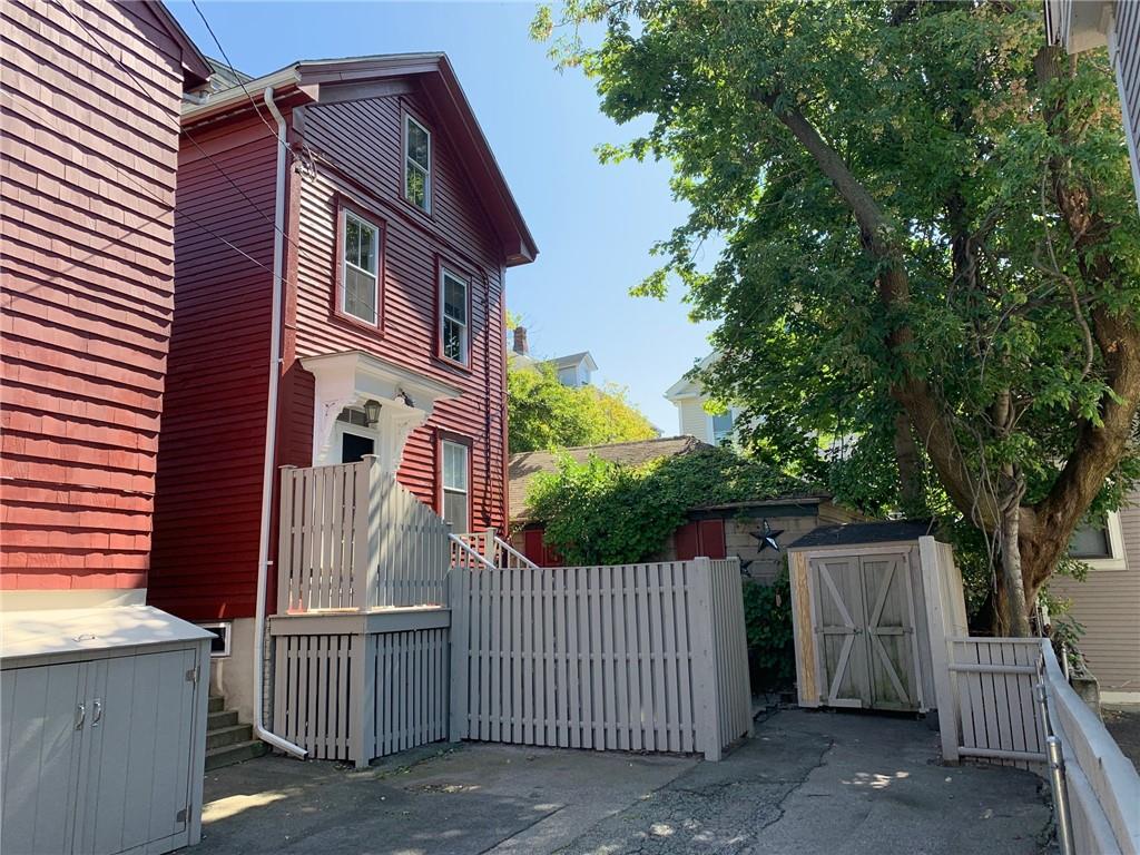81 Sheldon Street Unit R Property Photo 2
