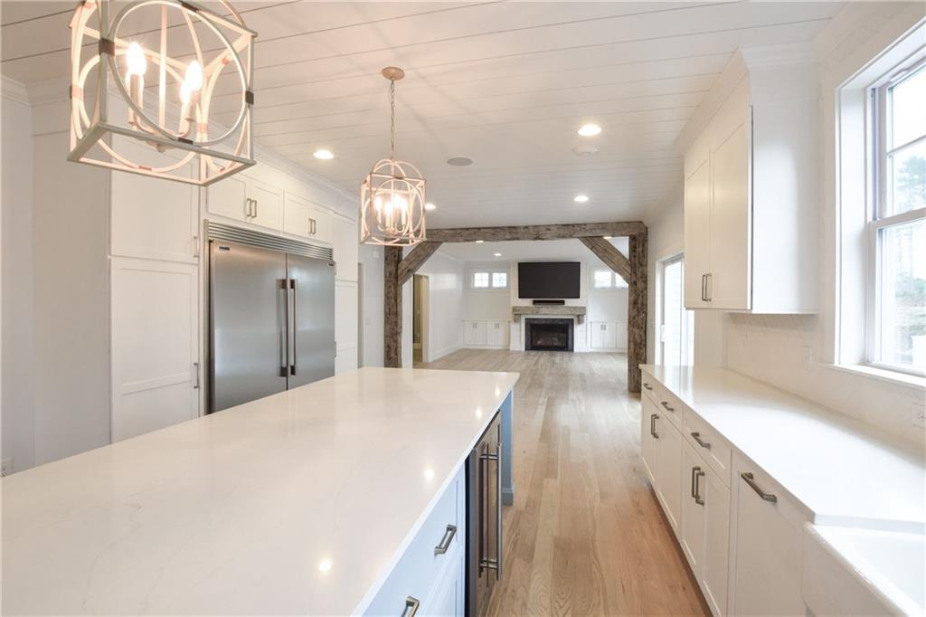 51 2 Eighth Avenue Property Photo 9