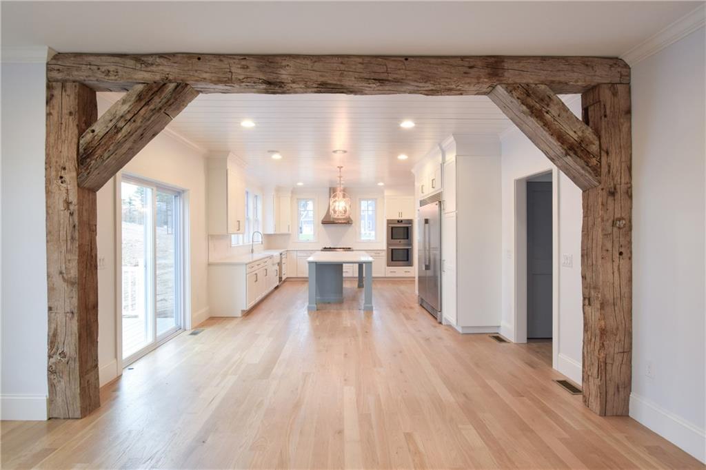51 2 Eighth Avenue Property Photo 12