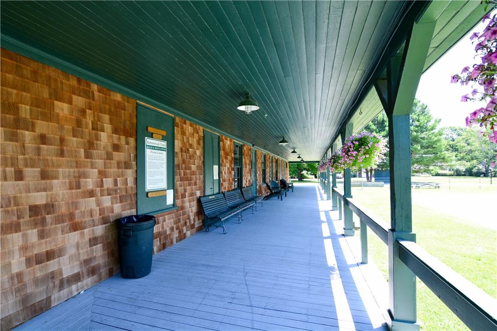 51 2 Eighth Avenue Property Photo 27