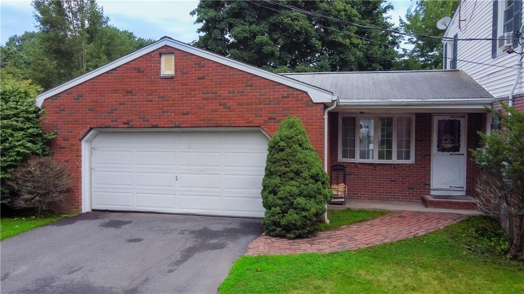 442 Eastview Avenue Property Photo 3