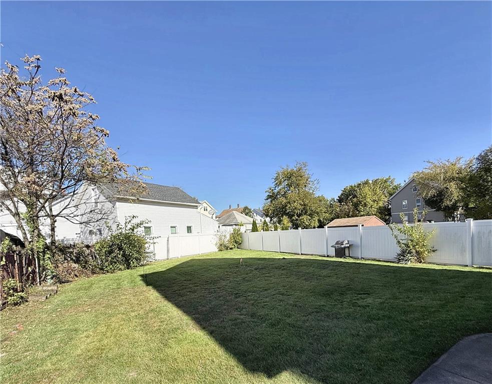 66 Japonica Street Property Photo 11