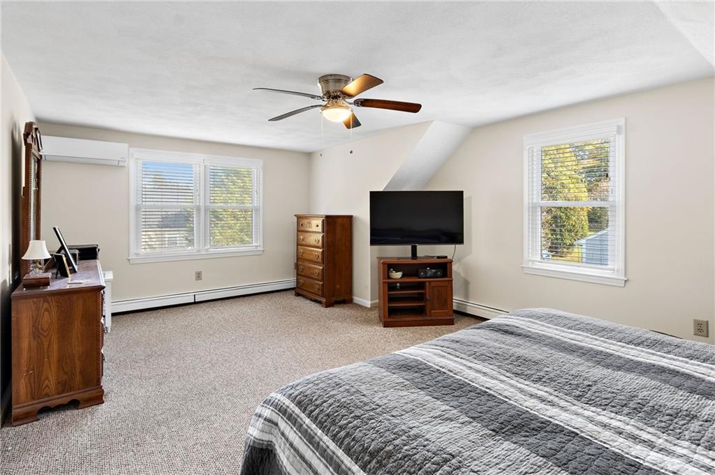 31 Greenview Street Property Photo 11