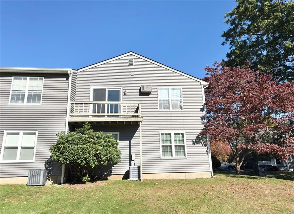 18 Pond Court Unit C Property Photo 4