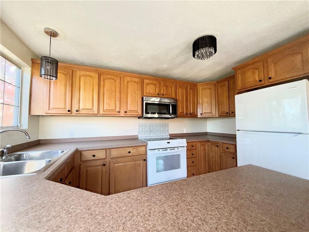 18 Pond Court Unit C Property Photo 10