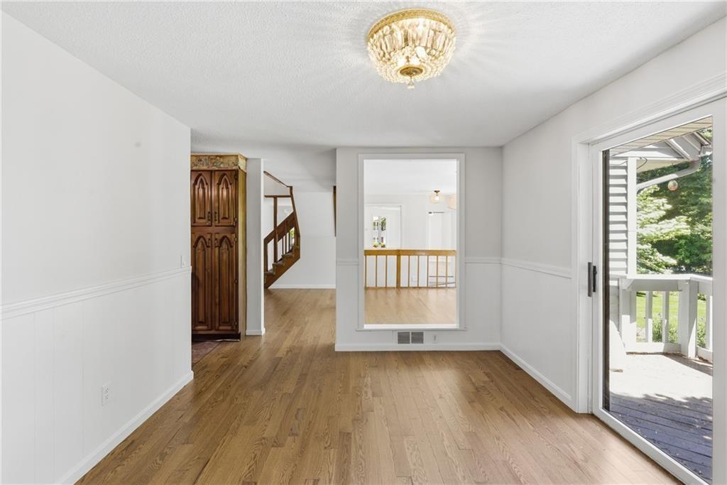 32 Briarwood Road Property Photo 10