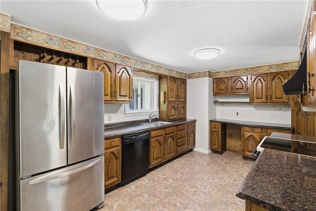 32 Briarwood Road Property Photo 16