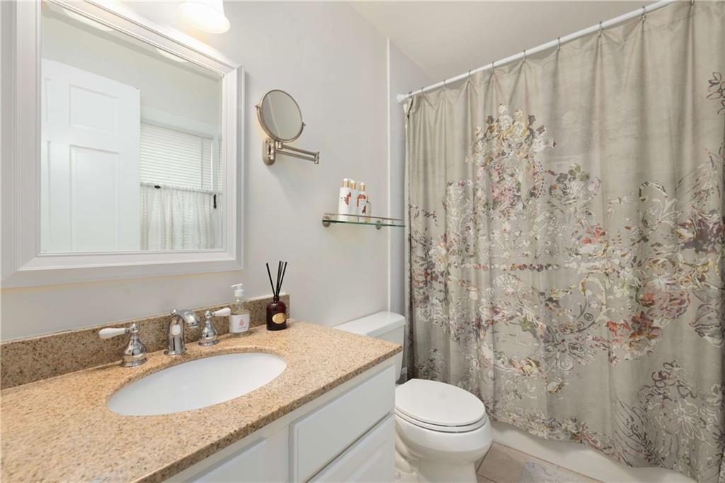 446 Bellevue Avenue Unit 4 Property Photo 13