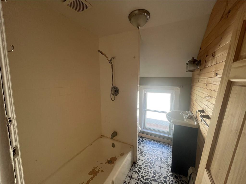 350 High Street Property Photo 23