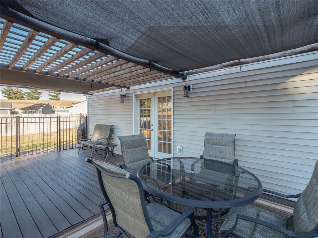 61 Fairfax Drive Property Photo 25