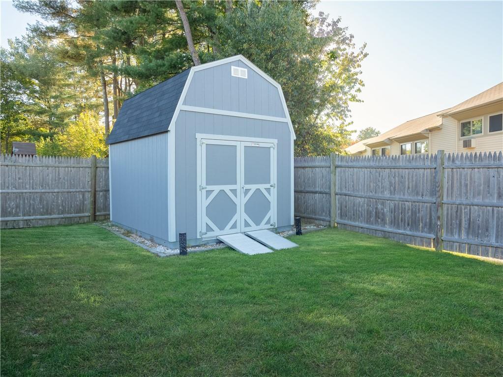 61 Fairfax Drive Property Photo 27