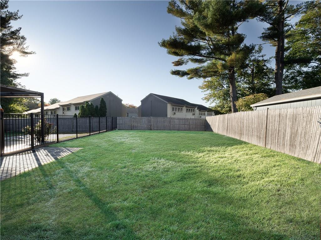 61 Fairfax Drive Property Photo 32