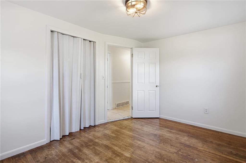 165 Adrian Street Property Photo 20