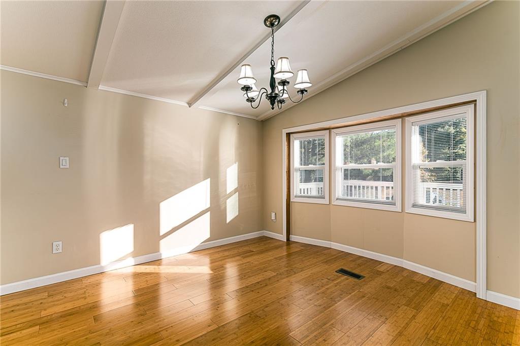 87 Wright Way Property Photo 12