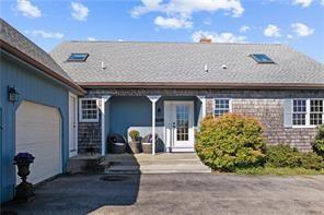 196 Sea Meadow Drive Property Photo 2