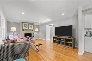 196 Sea Meadow Drive Property Photo 8