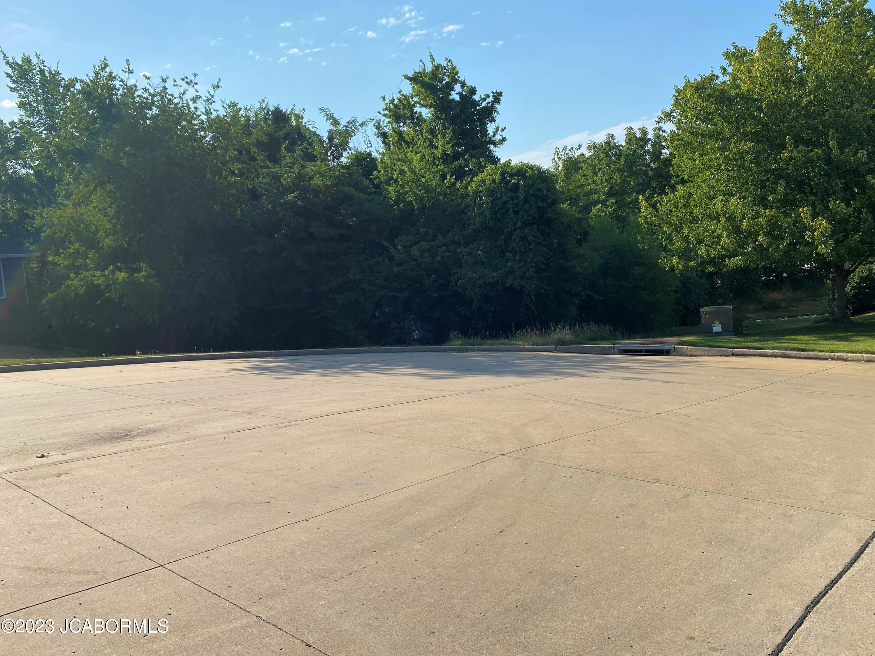 1600 NORTHPORT DRIVE