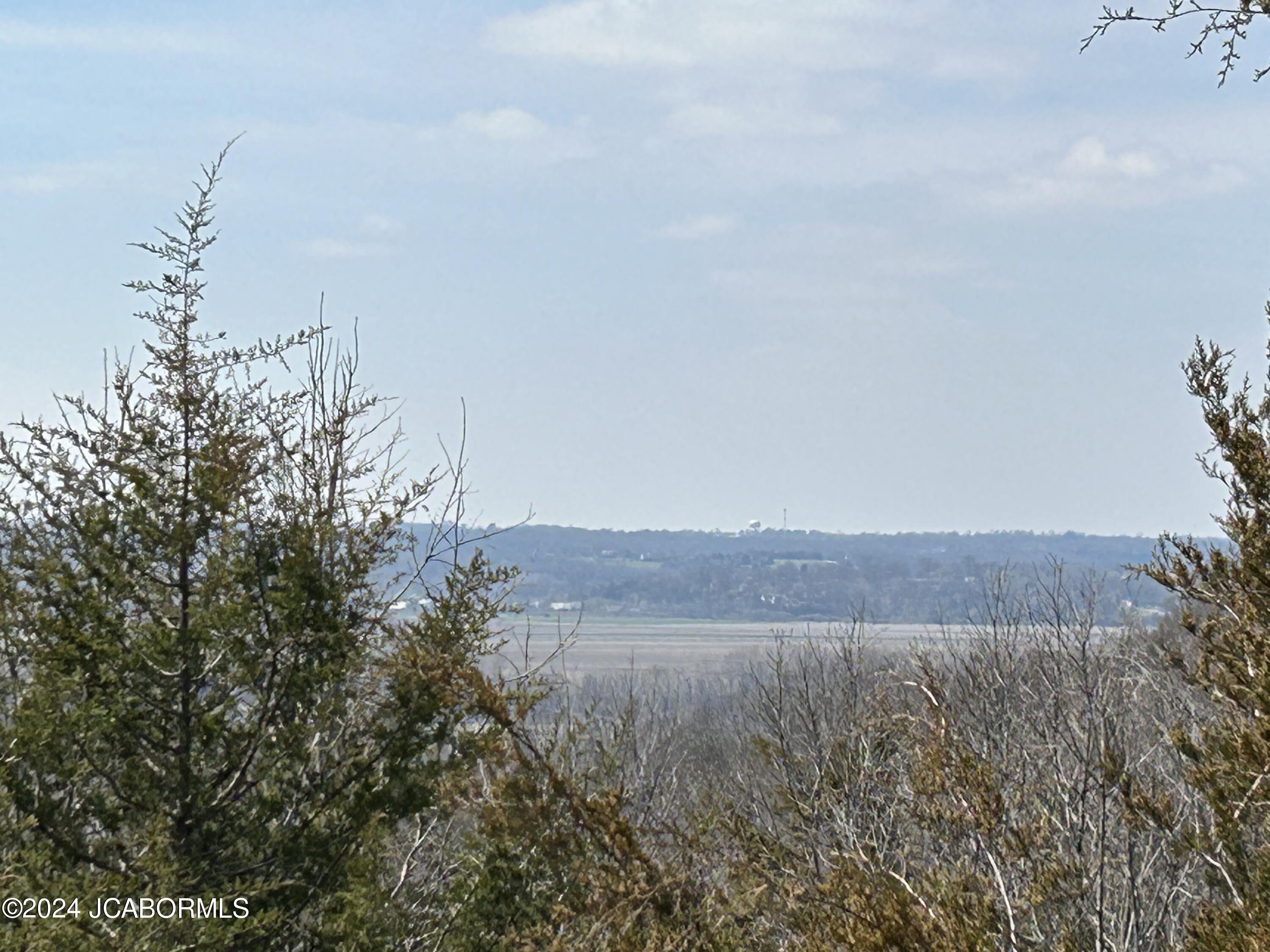 633 Emerald Point Road Property Photo 1