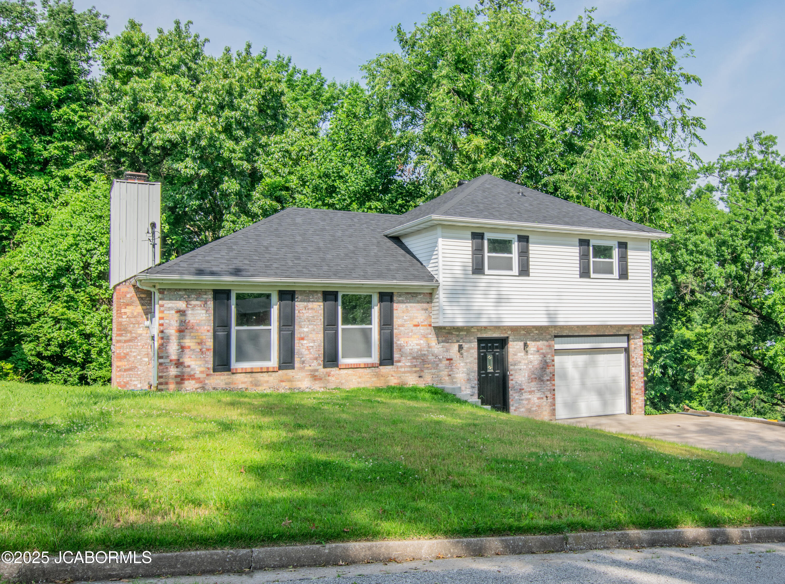 2928 Mohawk Drive Property Photo 1